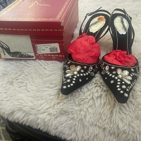 Renee Cavovilla shoes - Picture 1 of 9